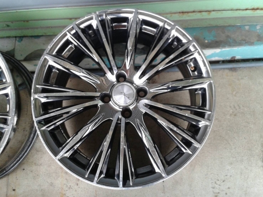 ขอบ17นิ้ว4รู100 ชุดนี้ ราคา 4900 บาท