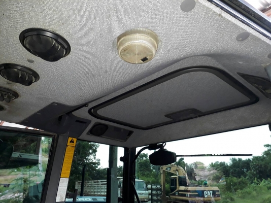 ขาย ford 6640 เพลาคาราโล่ แอร์เย็นฉ่ำ ติดฟิล์ม เก่านอก ยังไม่ใช้ในไทย ราคา 580000 บาท 084-5424150