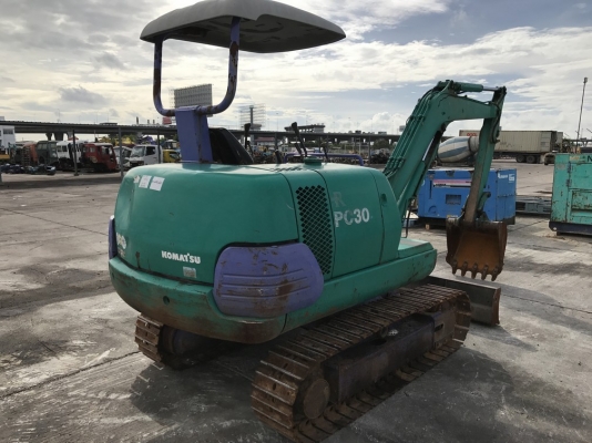Komatsu PC30-7 สภาพสวย นำเข้าตรงจากญี่ปุ่น