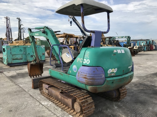 Komatsu PC30-7 สภาพสวย นำเข้าตรงจากญี่ปุ่น