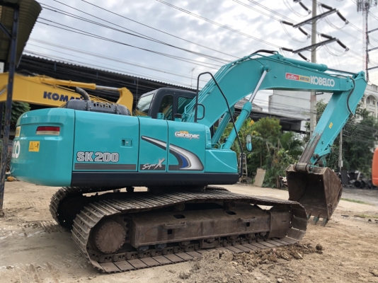 ขายรถแบ็คโฮ KOBELCO SK200-8 YN12 SuperX ใช้งาน 5 พันชั่วโมง ซีเรียลซ์สูง