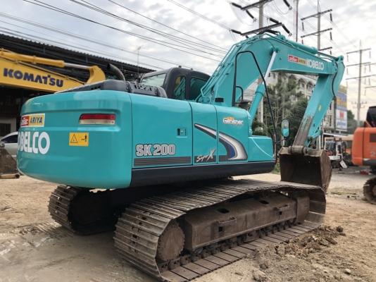 ขายรถแบ็คโฮ KOBELCO SK200-8 YN12 SuperX ใช้งาน 5 พันชั่วโมง ซีเรียลซ์สูง