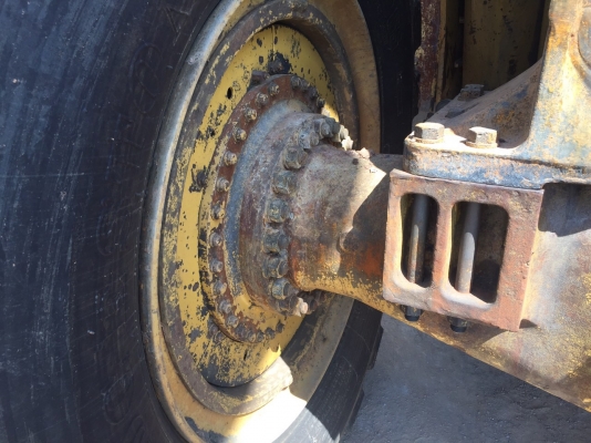 ขายรถตัก CATERPILLAR 988B รถนำเข้าจากญี่ปุ่นแท้ๆ บุ้งกี๋ขนาด 4.5 คิว เครื่อง เกียร์ ปั้ม สมบูรณ์พร้อมใช้ครับ ติดต่อ 063-9316985 ID LINE : 0639316985