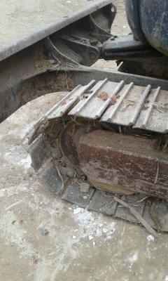 ขาย 250,000 บาท HITACHI EX30UR เก่านอก. เครื่องดี ปั้มแรง โช่หนา เอวแน่น. เอกสารชื้อขาย  รถอยู่ จ.ปทุมธานี โทร&amp;ไอดีไลน์ 0610710295