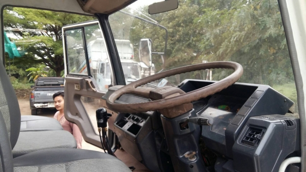 ขายหัวแชสชี  หลงTF  220  แรง  เทอร์โบร์  รถสวยๆ เช็คสภาพใหม่หมด ราคา  550,000  บาท