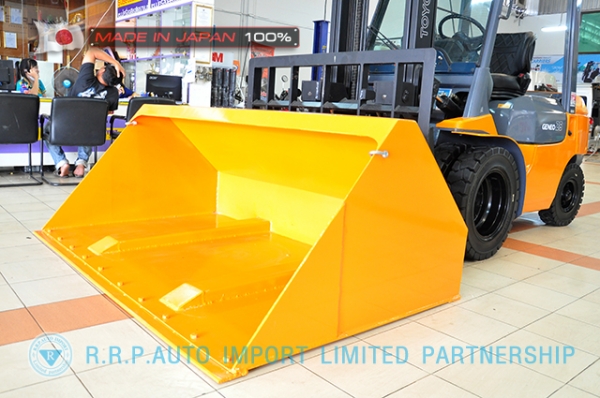 ขายรถโฟล์คลิฟท์มือสอง TOYOTA รุ่น 7FD25-16855 นำเข้าจากประเทศญี่ปุ่น 100\% ไม่เคยใช้งานในไทย