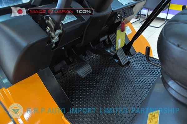 ขายรถโฟล์คลิฟท์มือสอง TOYOTA รุ่น 7FD25-16855 นำเข้าจากประเทศญี่ปุ่น 100\% ไม่เคยใช้งานในไทย