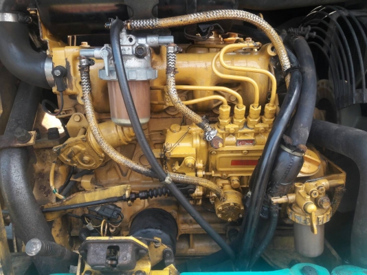 ขายKOMATSU PC40-7  เก่าญี่ปุ่นแท้  4,XXX  ชั่วโมง  มีลายแย๊ก  เครื่องปั๊มดี  พร้อมใช้  โทร 089-3818694  ดวงนภา