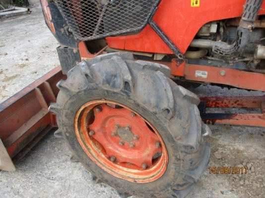 M6040 พร้อมใบดันหน้าและผานหลัง ราคาเพียง 350,000