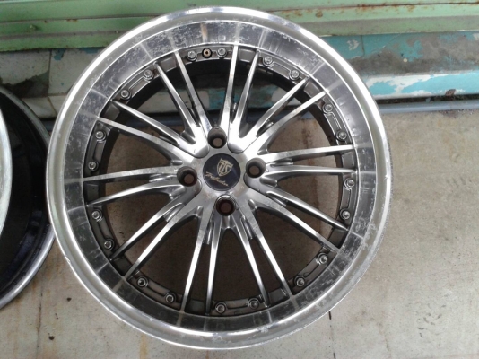 ขอบ17นิ้ว4รู100 ชุดนี้ ราคา 4900 บาท