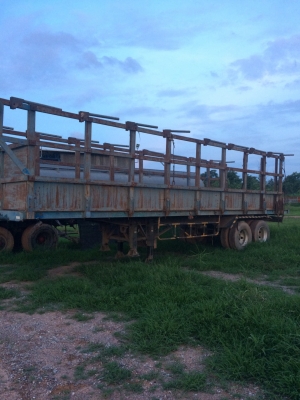 เจ้า ของ ขาย เอง ติดต่อเบอร์ 099-456-1992 ขายหัวลาก 450000 หางคอก 3  เพลา 350000 หาง คอก 2 เพลา 180000 หาง บรรทุก น้ำ 180000