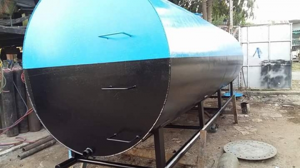 ขาย ถังน้ำ ถังน้ำมัน มือสอง 8800ลิตรหนา 6มิล  สวย พร้อมใช้ค่ะ