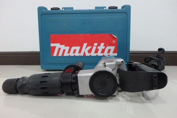 สกัดไฟฟ้า แย็ก มากีต้าร์ Makita 17 mm. HM0810TA ของแท้ ญี่ปุ่น สภาพใหม่มาก มีดอก กล่อง พร้อมใช้งาน