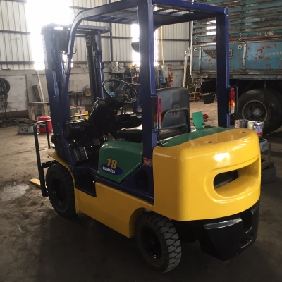 Forklifts Komatsu FG18 1.8ตัน เบนซินเก็บสีเปลี่ยนยางตันใหม่4เส้นใช้งานน้อย ราคาเบาๆ135,000บาท สนใจติดต่อ บริษัท ชัยเสรียานยนต์ จำกัด 0860801238 #Forklifts #Komatsu #รถยก #โฟล์คลิฟท์
