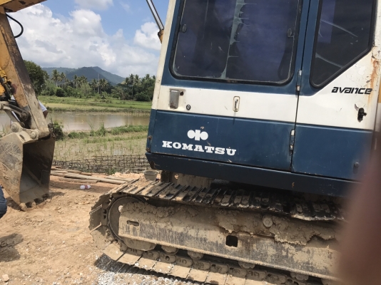 รถแบคโฮ KOMATSU 60 - 6. สนใจติดต่อ 081 - 6079515 รถแบคโฮ KOMATSU 60 - 6. สนใจติดต่อ 081 - 6079515