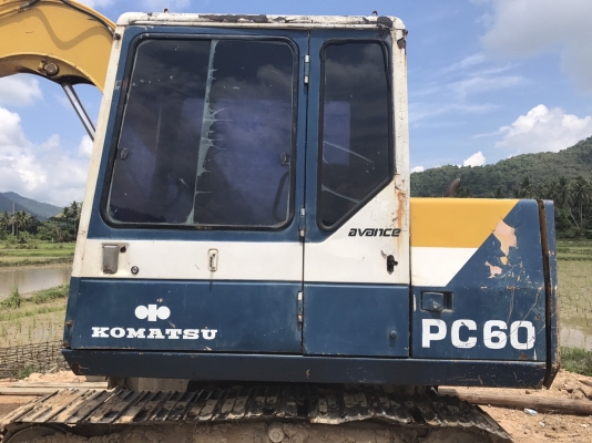 รถแบคโฮ KOMATSU 60 - 6. สนใจติดต่อ 081 - 6079515 รถแบคโฮ KOMATSU 60 - 6. สนใจติดต่อ 081 - 6079515
