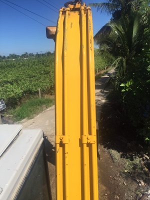 ขายรถขุดเก่าญี่ปุ่นแท้100\%  komatsu pc60-6 รถสวยใช้งานน้อย 3800ชั่วโมง เอวแน่น ช่วงล่างสวยพร้อมใช้งาน เอกสารอินวอย สนโทร089-2579650