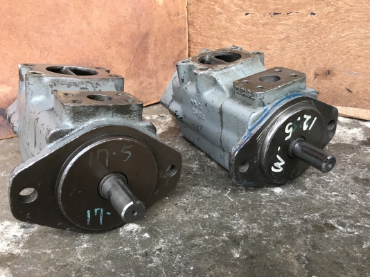 ขายหัวปั้มน้ำมันไฮโดรลิค Vane pump Vickers made in Japan สภาพสวย หมุนนิ่ม พร้อมใช้งาน