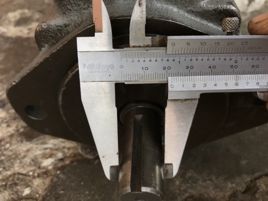 ขายหัวปั้มน้ำมันไฮโดรลิค Vane pump Vickers made in Japan สภาพสวย หมุนนิ่ม พร้อมใช้งาน