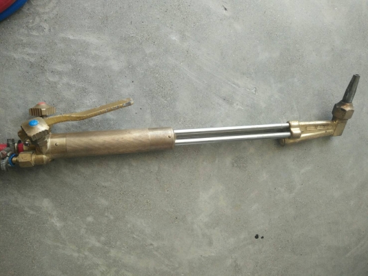 ขายด่วน.!! เครื่องอุปกรณ์ตัดแก๊สหัวตัดแก๊สพร้อมสายยางเกจวัดครบชุด