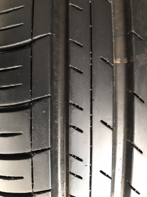 ยางป้ายแดง 215-55-16 Dunlop