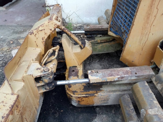 แท็กเตอร์ สภาพดี ราคาต่อรองได้ สนใจติดต่อ 096-825-1956(คุณอ๊อด) แท็กเตอร์ สภาพดี ราคาต่อรองได้ สนใจติดต่อ 096-825-1956(คุณอ๊อด)