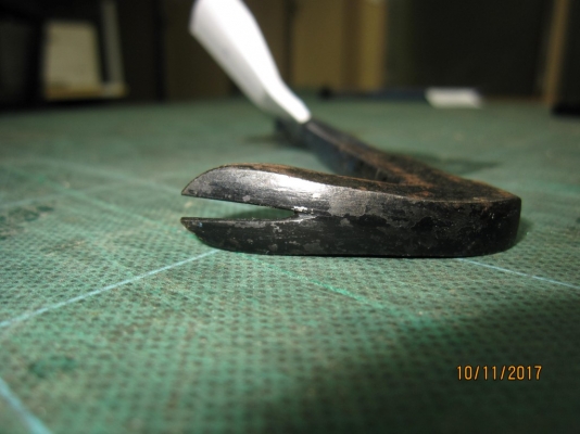 แชลงเอนกประสงค์ (ตรงหัวใช้เป็นค้อนได้) เป็นของมาจากญี่ปุ่น ยี่ห้อ YAMAGUCHI