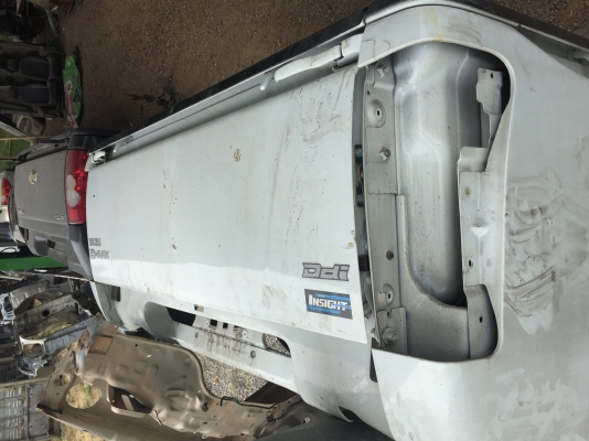 ขายกะบะออนนิวตอนเดียว สภาพสวย บุบบ้างเล็กน้อย