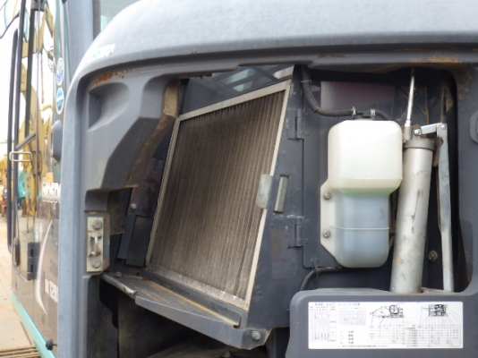 ขายรถขุดนำเข้าจากประเทศญี่ปุ่น kobelco sk125 yv06 แทรกกว้าง 70 cm สนใจติดต่อสอบถาม 0923309229 อีด