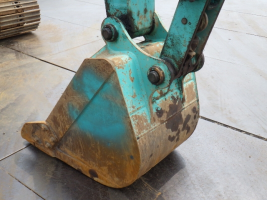 ขายรถขุดนำเข้าจากประเทศญี่ปุ่น kobelco sk125 yv06 แทรกกว้าง 70 cm สนใจติดต่อสอบถาม 0923309229 อีด