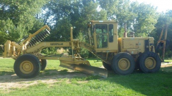 140G#5MD053xx ปีใหม่ๆ 1995 ใช้งาน 7,800ชั่วโมง รถอยู่อเมริกา เงื่อนไขรองรับให้เหมือนเดิมครับ 092-929-9942 ธีรเทพ