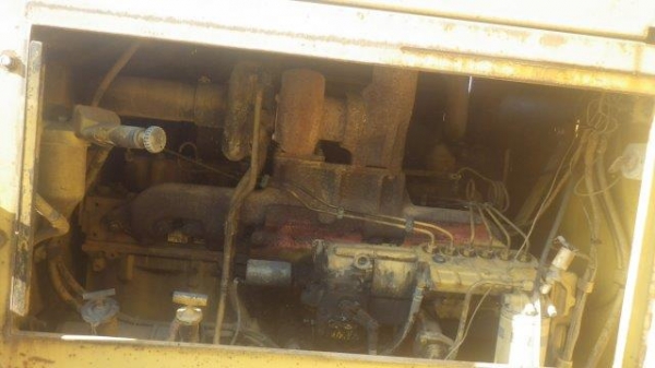 140G#5MD053xx ปีใหม่ๆ 1995 ใช้งาน 7,800ชั่วโมง รถอยู่อเมริกา เงื่อนไขรองรับให้เหมือนเดิมครับ 092-929-9942 ธีรเทพ