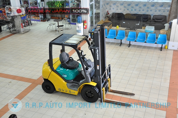 ขายรถโฟล์คลิฟท์มือสอง KOMATSU รุ่น FG20C-15-578814 นำเข้าจากประเทศญี่ปุ่น 100\% ไม่เคยใช้งานในไทย