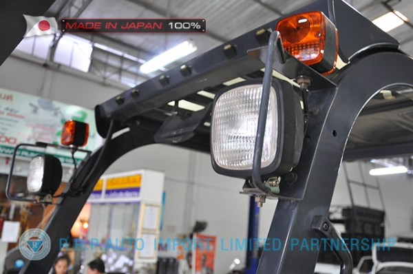 ขายรถโฟล์คลิฟท์มือสอง KOMATSU รุ่น FG20C-15-578814 นำเข้าจากประเทศญี่ปุ่น 100\% ไม่เคยใช้งานในไทย