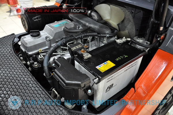 ขายรถโฟล์คลิฟท์มือสอง TOYOTA รุ่น 8FDJ30-31917 นำเข้าจากประเทศญี่ปุ่น 100\% ไม่เคยใช้งานในไทย