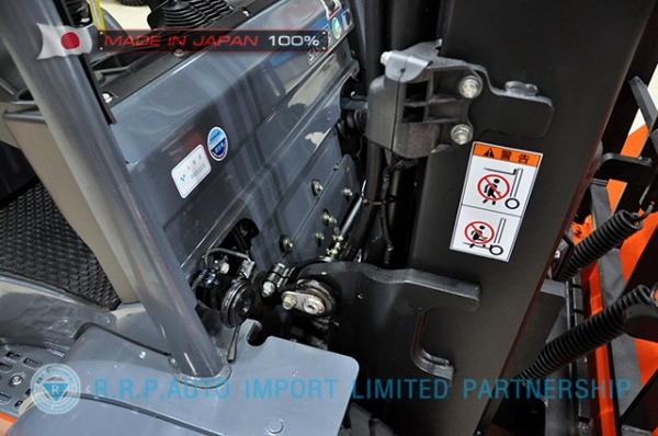 ขายรถโฟล์คลิฟท์มือสอง TOYOTA รุ่น 8FDJ30-31917 นำเข้าจากประเทศญี่ปุ่น 100\% ไม่เคยใช้งานในไทย