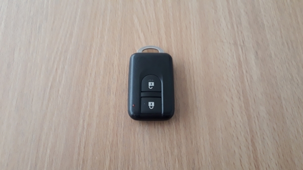 กุญแจรีโมทนิสสัน คิวบ์ ของแท้ มือสองจากญี่ปุ่น