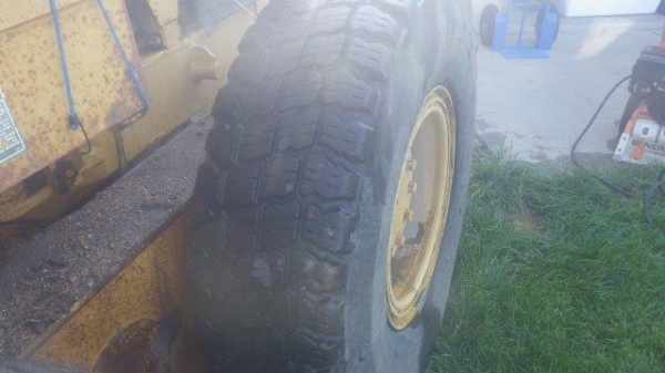 140G 5MD05xxx ปี 1995  7,834 ชม สนใจ 061-4194021 ภู พรภวิษย์  Line : 0614194021