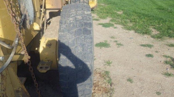 140G 5MD05xxx ปี 1995  7,834 ชม สนใจ 061-4194021 ภู พรภวิษย์  Line : 0614194021