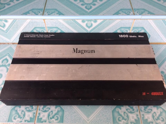 แอมป์คลาสเอบี2ch Magnum m-4800sx ยาว45เซน มือสองสภาพดี ไม่มีฝาหลัง ใช้งานปกติ เสียงดีมาก ขับกลางแหลม6-8ดอกกระจุยกระจาย ขาย 2150 บาท สนใจ0892425454 อยู่สระบุร