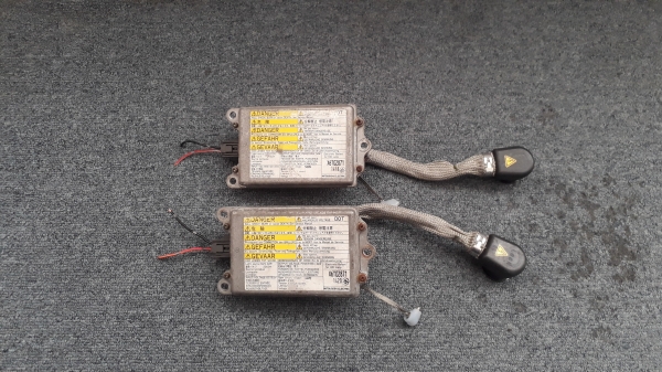 บัลลาส XENON MITSUBISHI Lancer Evolution แท้ จากญี่ปุ่น บัลลาส XENON MITSUBISHI Lancer Evolution แท้ จากญี่ปุ่น