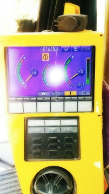 ขาย KOMATSU PC200-8MO