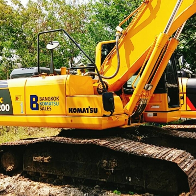 ขาย KOMATSU PC200-8MO