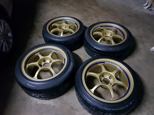 ADVAN RG1 สีทองล้อแท้ ขอบ17 5/114 กว้าง 9 นิ้ว ออฟ 35 ทั้ง 4ลูก