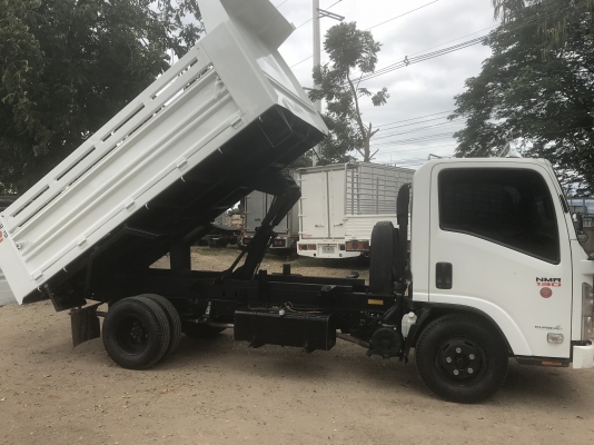 นางฟ้า‼️ไมล์น้อย15,000กิโลNMR130แรงม้าปี57กระบะดั้มสามมิตรยกชุดยาว3.8เมตร มือแรกป้ายแดง นางฟ้า‼️ไมล์น้อย15,000กิโลNMR130แรงม้าปี57กระบะดั้มสามมิตรยกชุดยาว3.8เมตร มือแรกป้ายแดง