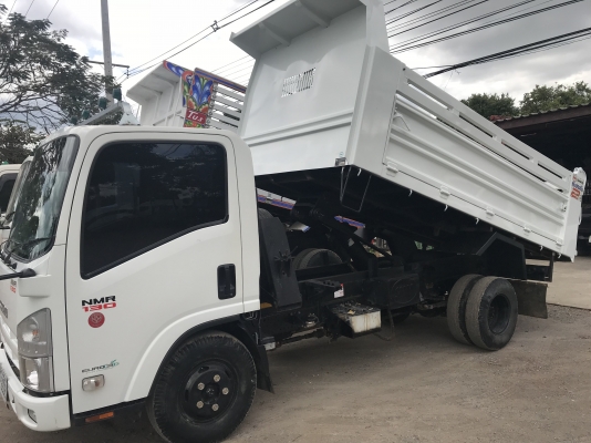 นางฟ้า‼️ไมล์น้อย15,000กิโลNMR130แรงม้าปี57กระบะดั้มสามมิตรยกชุดยาว3.8เมตร มือแรกป้ายแดง นางฟ้า‼️ไมล์น้อย15,000กิโลNMR130แรงม้าปี57กระบะดั้มสามมิตรยกชุดยาว3.8เมตร มือแรกป้ายแดง