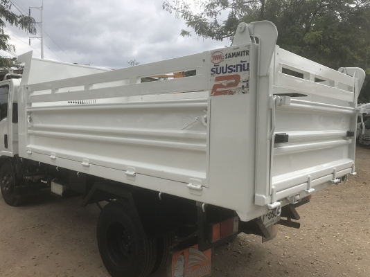 นางฟ้า‼️ไมล์น้อย15,000กิโลNMR130แรงม้าปี57กระบะดั้มสามมิตรยกชุดยาว3.8เมตร มือแรกป้ายแดง นางฟ้า‼️ไมล์น้อย15,000กิโลNMR130แรงม้าปี57กระบะดั้มสามมิตรยกชุดยาว3.8เมตร มือแรกป้ายแดง