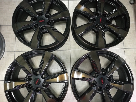 fortuner TRDขอบ20แท้ 4วง