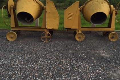 โม่ปูน ขนาดเล็ก