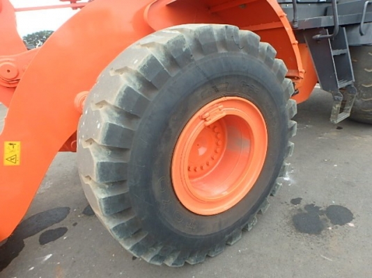 ขายรถตัก ยี่ห้อ HITACHI รุ่น ZW220